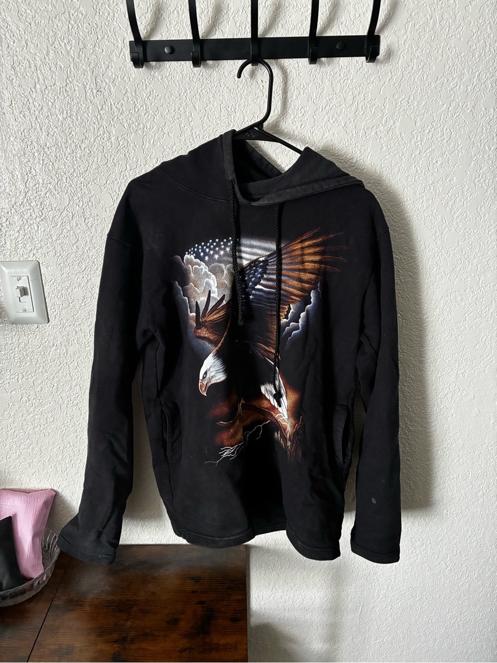 Men's Black Eagle Graphic Pullover Hoodie